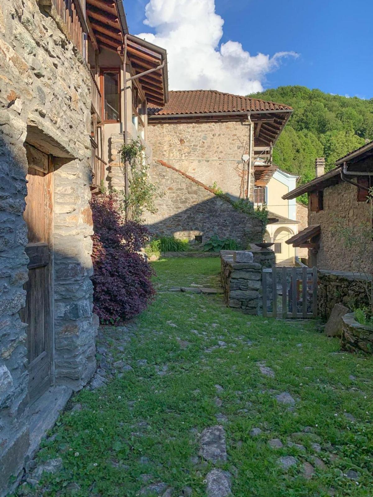 Affittacamere Montagne Verdi 瓦拉洛 外观 照片